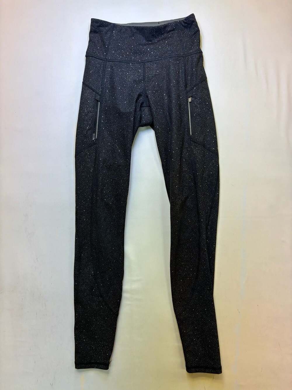 Lululemon Tight Stuff Tight Reflective Size 6 Black Leggings